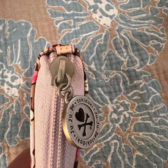 Tokidoki X Ju-Ju-Be Donutella Sweet Shop Wallet Jujube Pink Bakery Unicorn - Picture 5 of 10